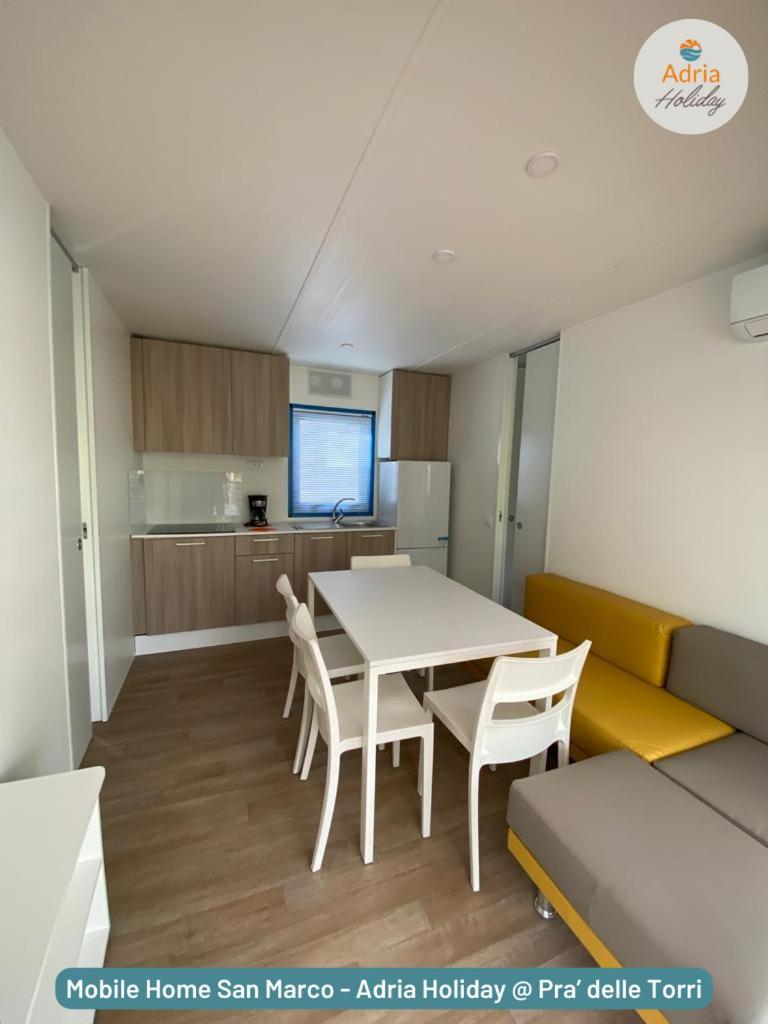 Pra' Delle Torri - Adria Holiday Mobile Homes Каорле Екстериор снимка