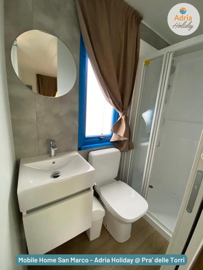 Pra' Delle Torri - Adria Holiday Mobile Homes Каорле Екстериор снимка